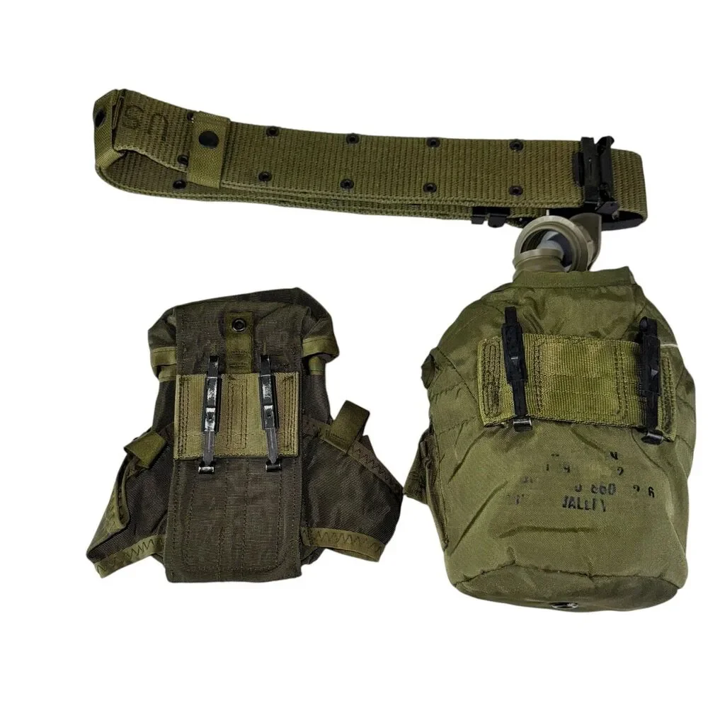 Green US Army Water Canteen And Cover With Clips‎ And Military Belt Ammo Pouch